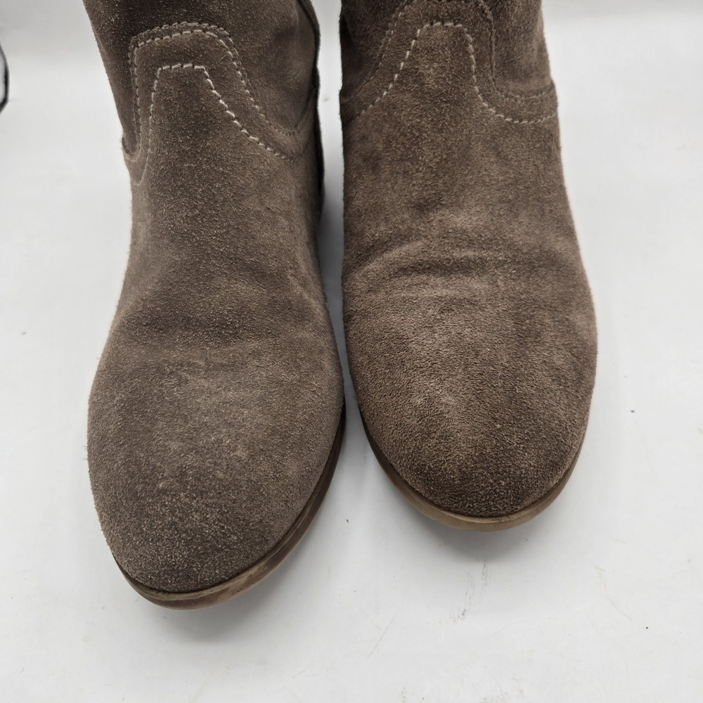 Frye & Co Sarah Shortie Ankle Booties Brown Soft Suede Pull On Womens Size 8.5M - Picture 3 of 10